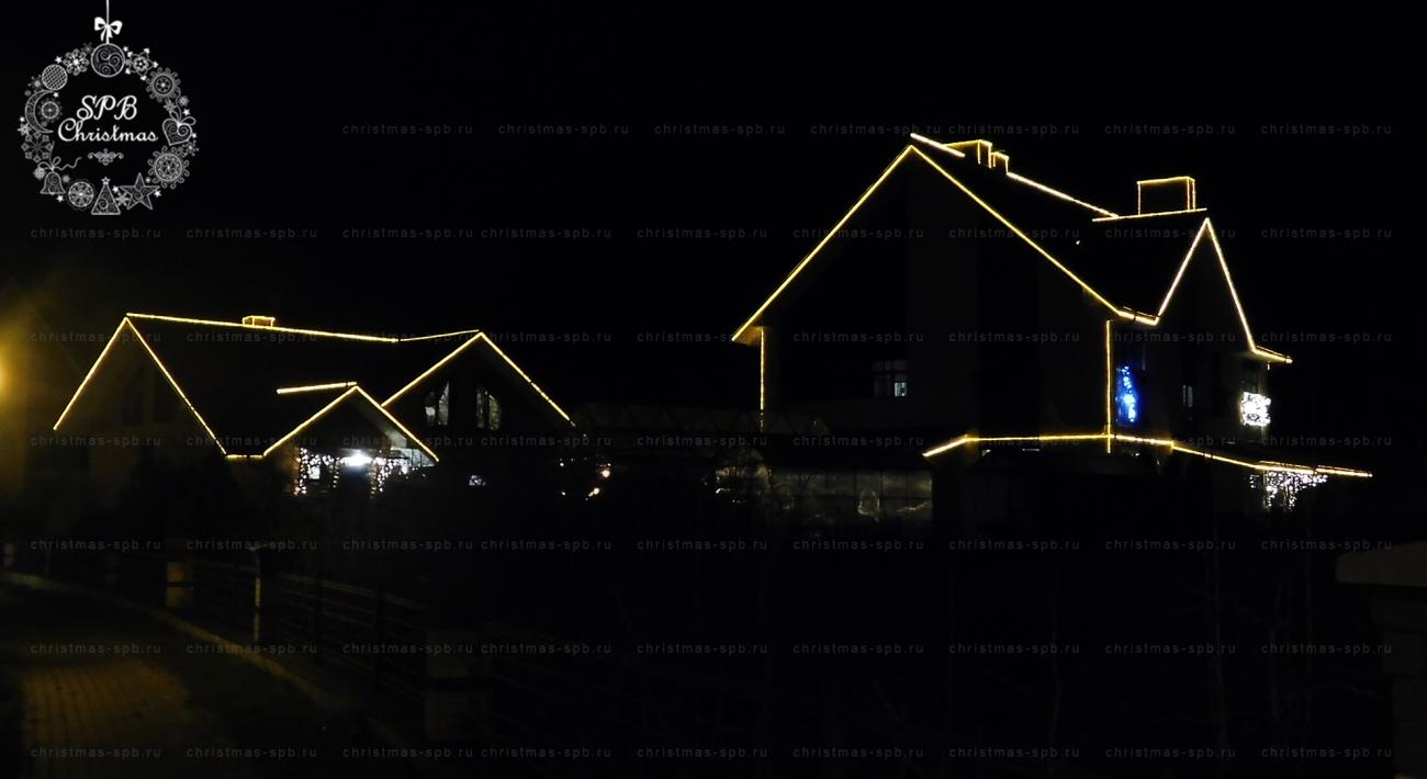 Освещение дома светодиодным дюралайтом. В проекте использован светодиодный дюралайт желтого света 13мм 36LED/1м.  Монтаж гирлянды – фигурное плетение по контору. 