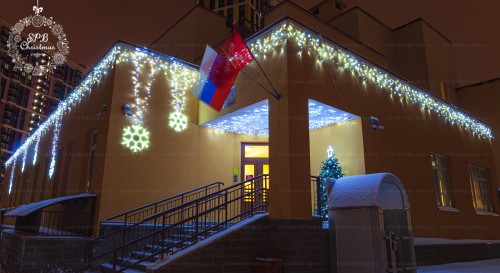 Подсветка фасад светодиодными гирляндами (ГБДОУ детский сад № 88 Исток)