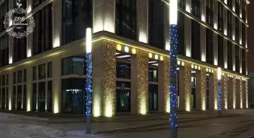 Новогоднее оформление бизнес-центра Невская Ратуша Санкт-Петербург