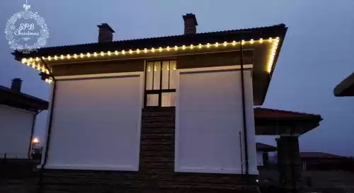 Подсветка дома лампочками Белт Лайт