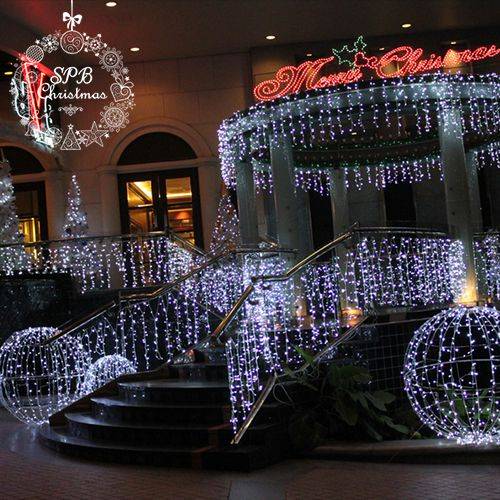 Уличная светодиодная гирлянда бахрома (100LED, 2х0,5м, IP65, черный провод каучук) красный