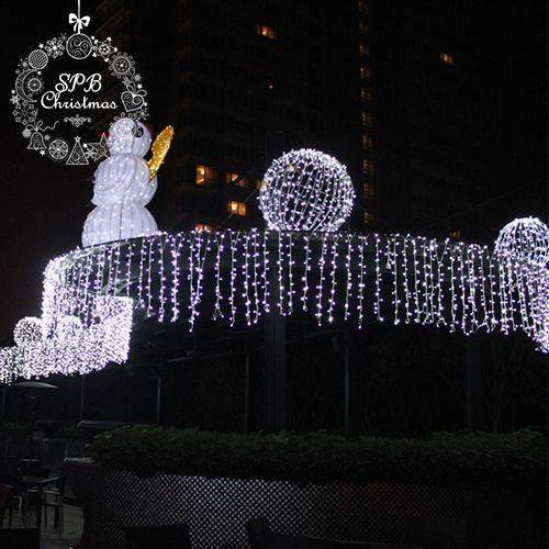 Уличная светодиодная гирлянда бахрома (100LED, 2х0,5м, IP65, черный провод каучук) желтый